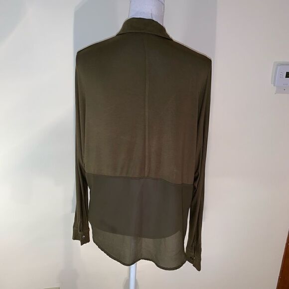 Sparkle & Fade green jersey drop sleeve button down size small - Picture 4 of 4